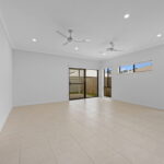 7 Flat Pea Cr, Deebing Heights, QLD 4306