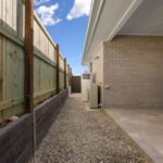 21 Samson Cr, White Rock, QLD 4306