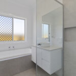 44 Legacy Dr, Flinders View, QLD 4305