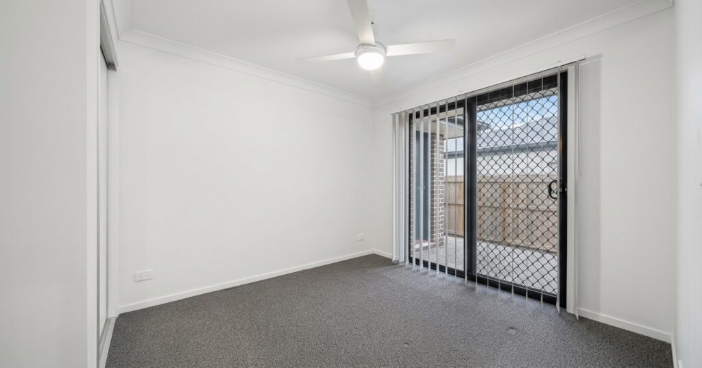 2/50 Sapphire Crescent, Redbank Plains, QLD 4301