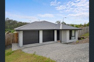 2/50 Sapphire Crescent, Redbank Plains, QLD 4301