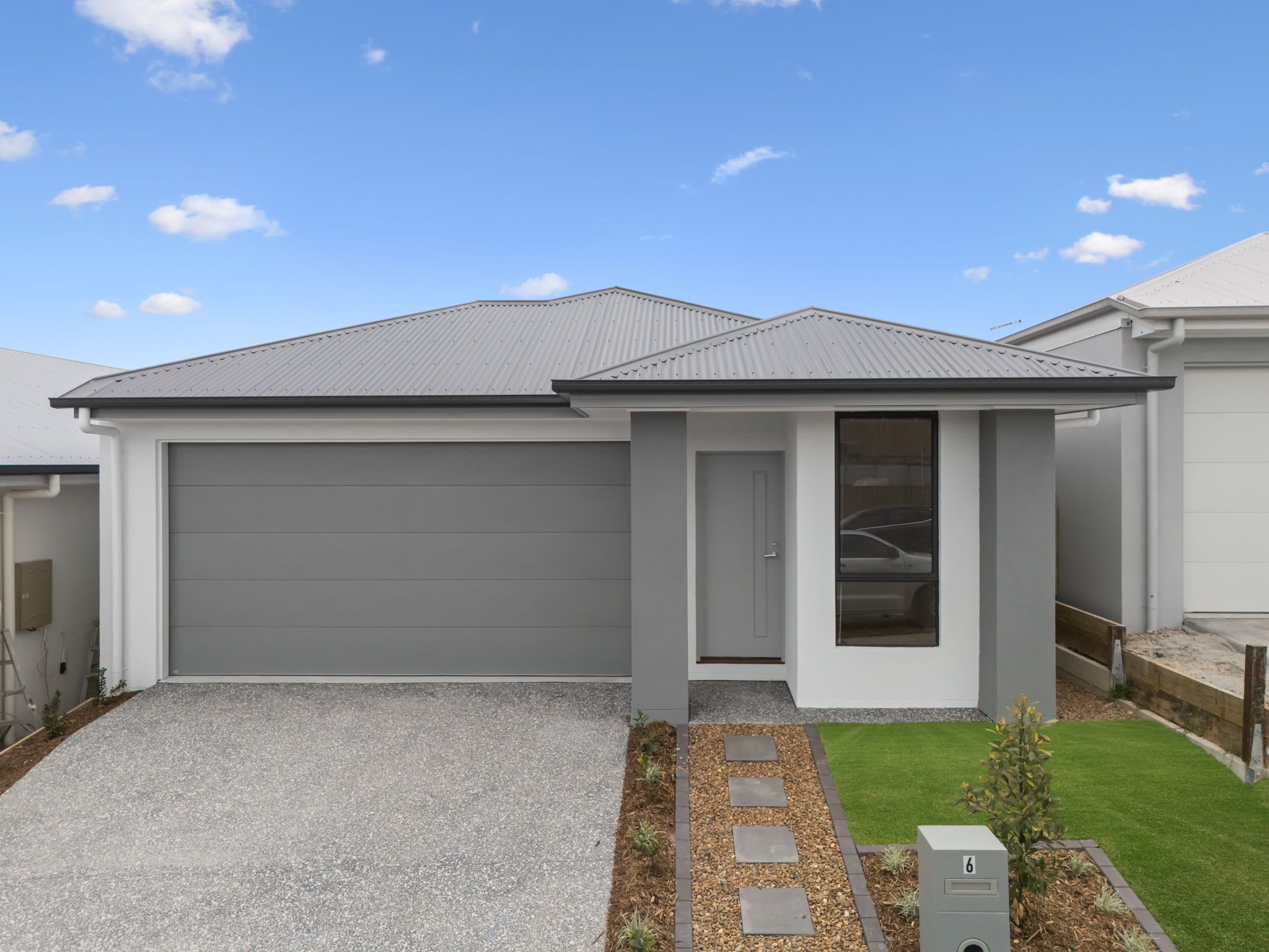 Private: 6 Rift Street, Flinders View, QLD 4305