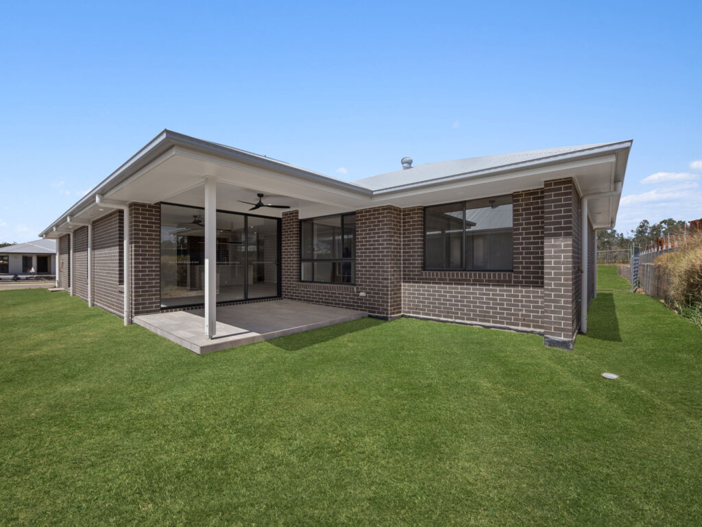 57 Greenhaven Boulevard, Deebing Heights, QLD 4306