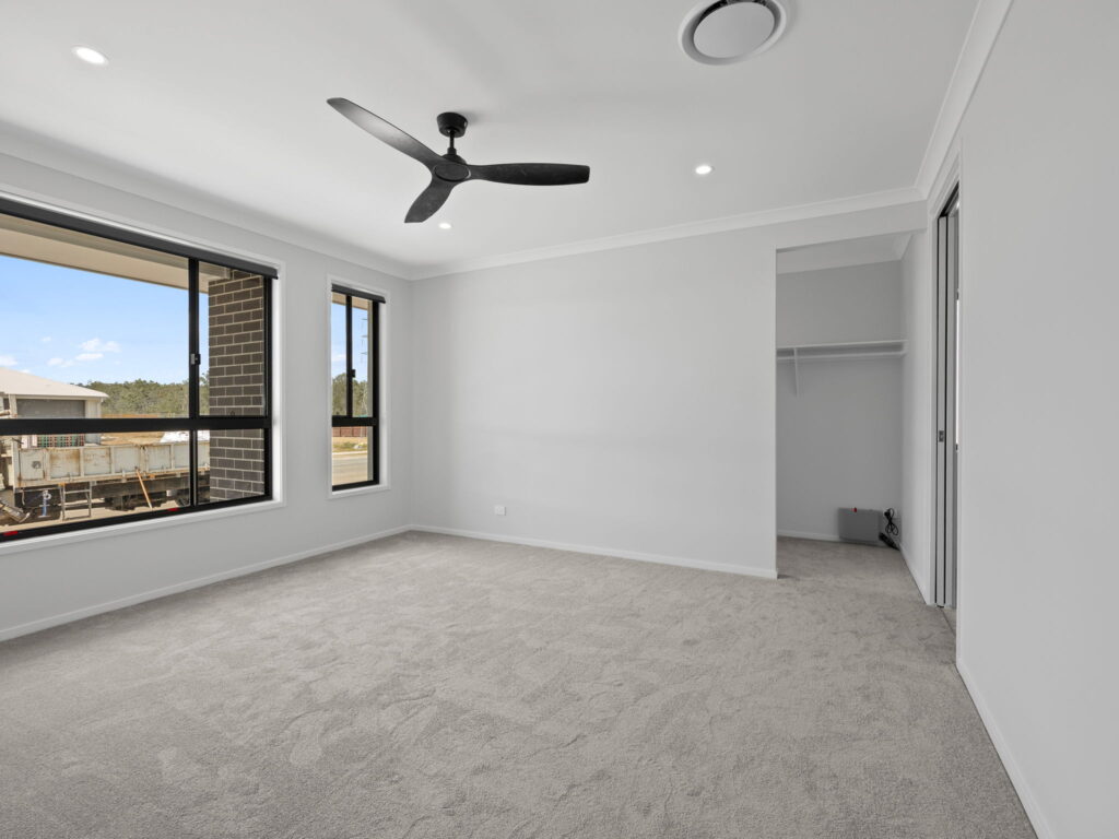 57 Greenhaven Boulevard, Deebing Heights, QLD 4306