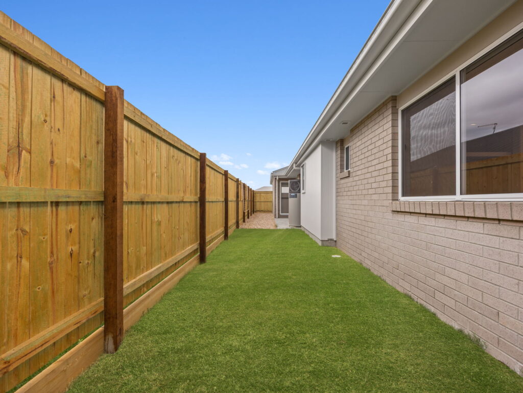 16 Chalk Road, Logan Reserve, QLD 4133