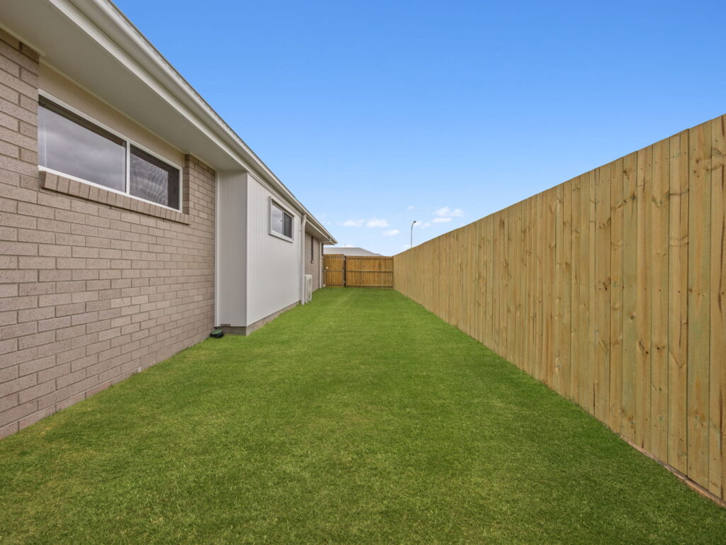 16 Chalk Road, Logan Reserve, QLD 4133