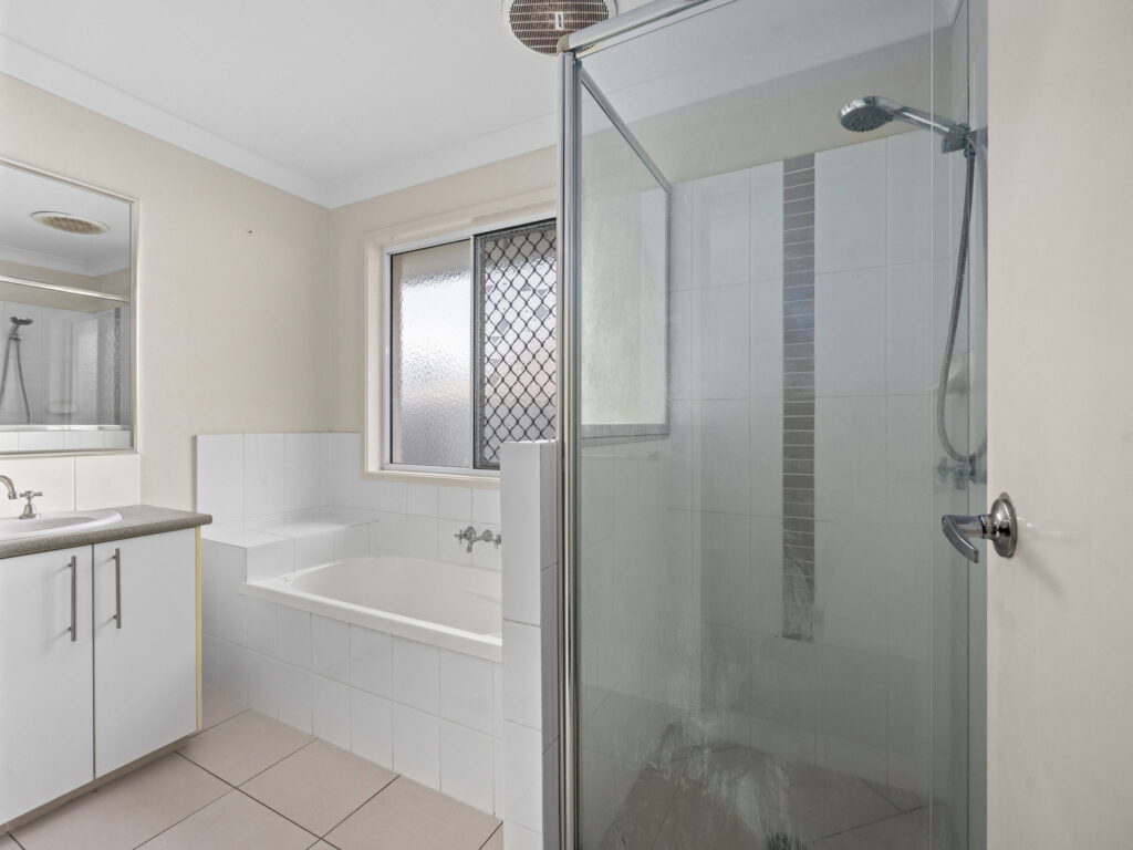 1 Peggy Crescent, Redbank Plains, QLD 4301