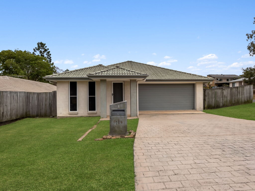 1 Peggy Crescent, Redbank Plains, QLD 4300