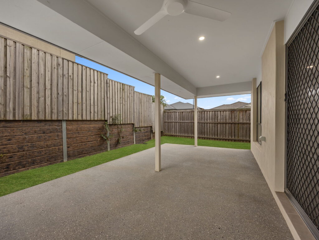26 Jaffray Street, Bellbird Park, QLD 4300