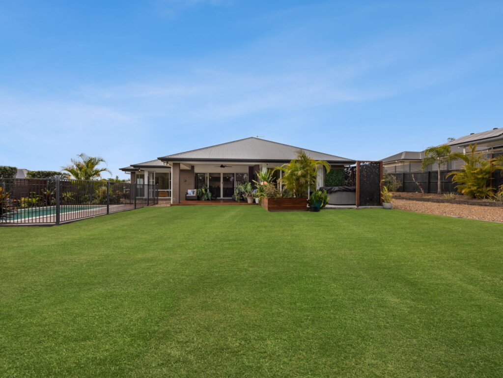 9 Riversleigh Ct, Karalee, QLD 4306
