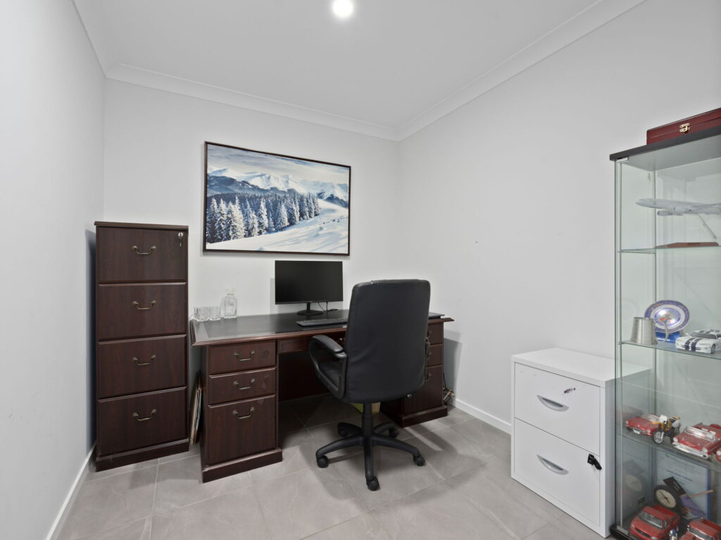9 Riversleigh Ct, Karalee, QLD 4306