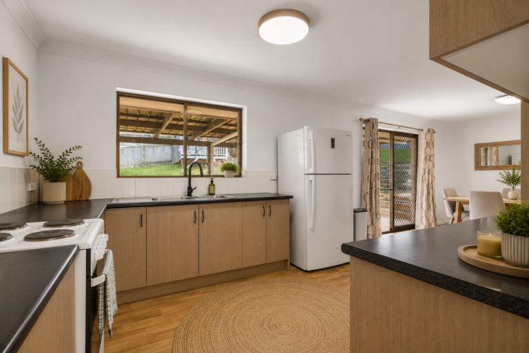 72 Alawoona Street, Redbank Plains, QLD 4301