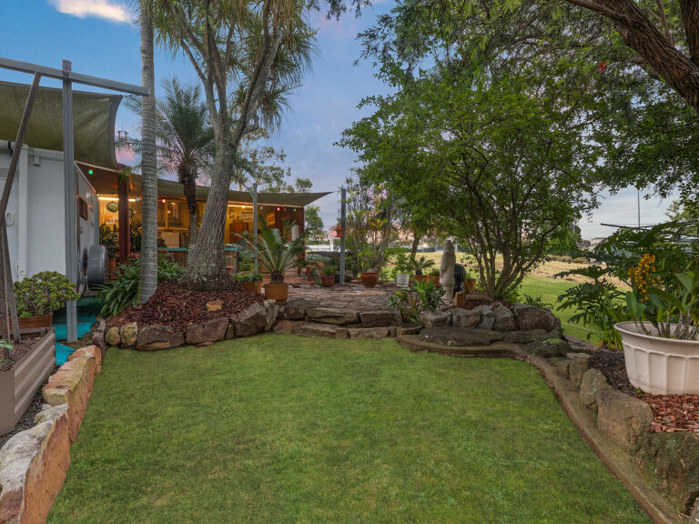 38 Leonard Street, Yamanto, QLD 4305