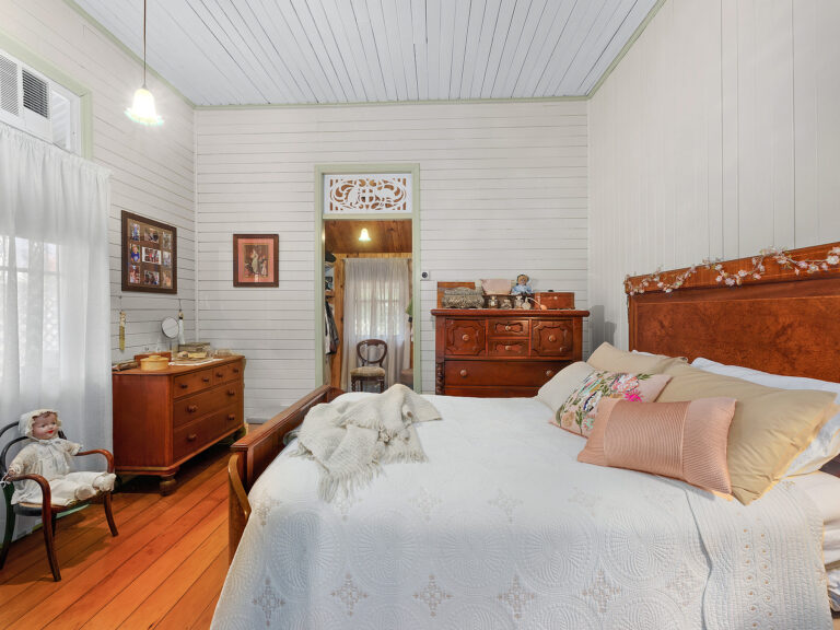 38 Leonard Street, Yamanto, QLD 4305