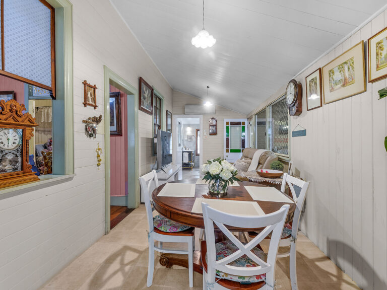 38 Leonard Street, Yamanto, QLD 4305