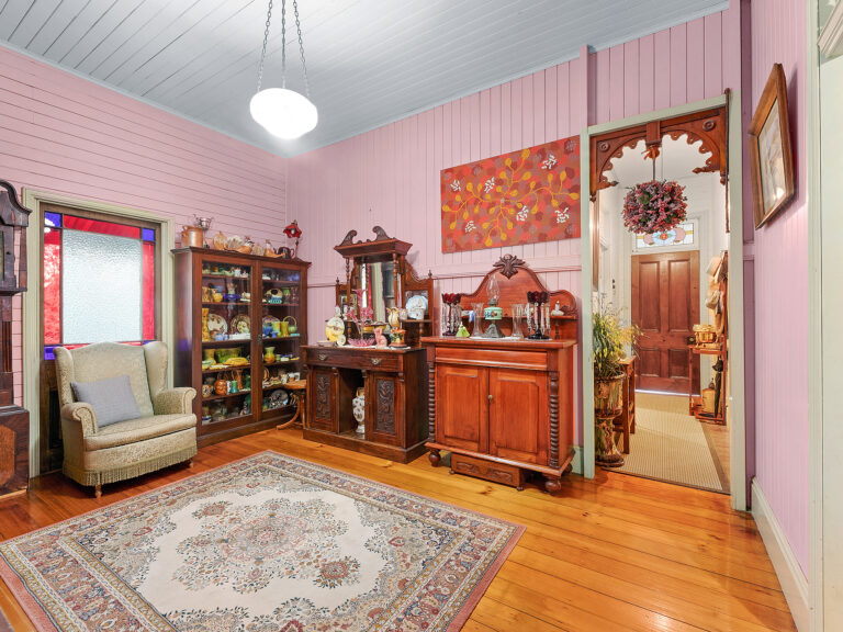 38 Leonard Street, Yamanto, QLD 4305