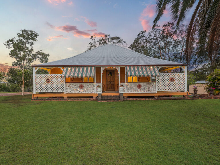 38 Leonard Street, Yamanto, QLD 4305