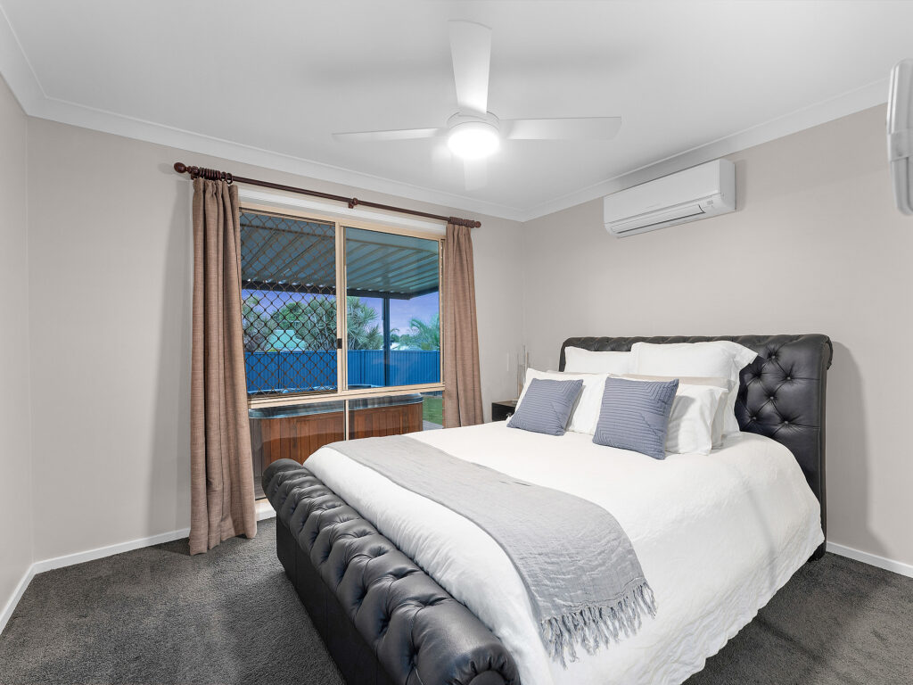 2 Diosma Close, Yamanto, QLD 4305