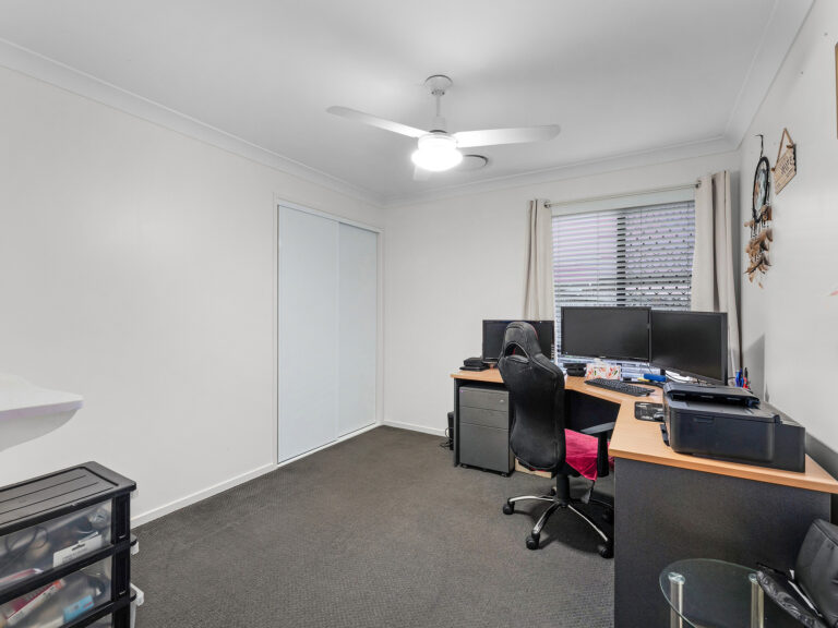 42 Langridge Street, Raceview, QLD 4305