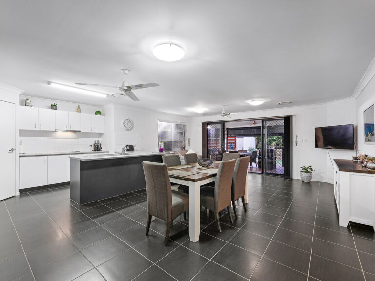 42 Langridge Street, Raceview, QLD 4305