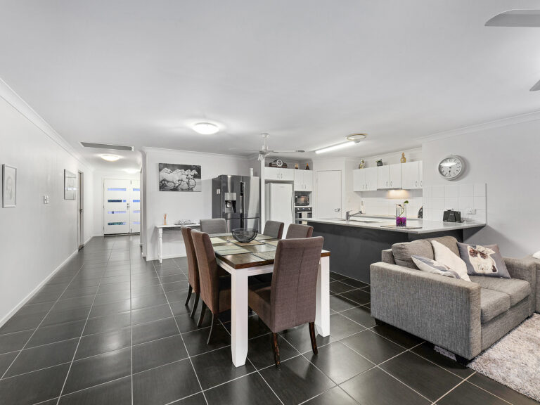 42 Langridge Street, Raceview, QLD 4305
