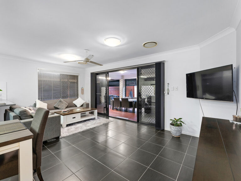42 Langridge Street, Raceview, QLD 4305