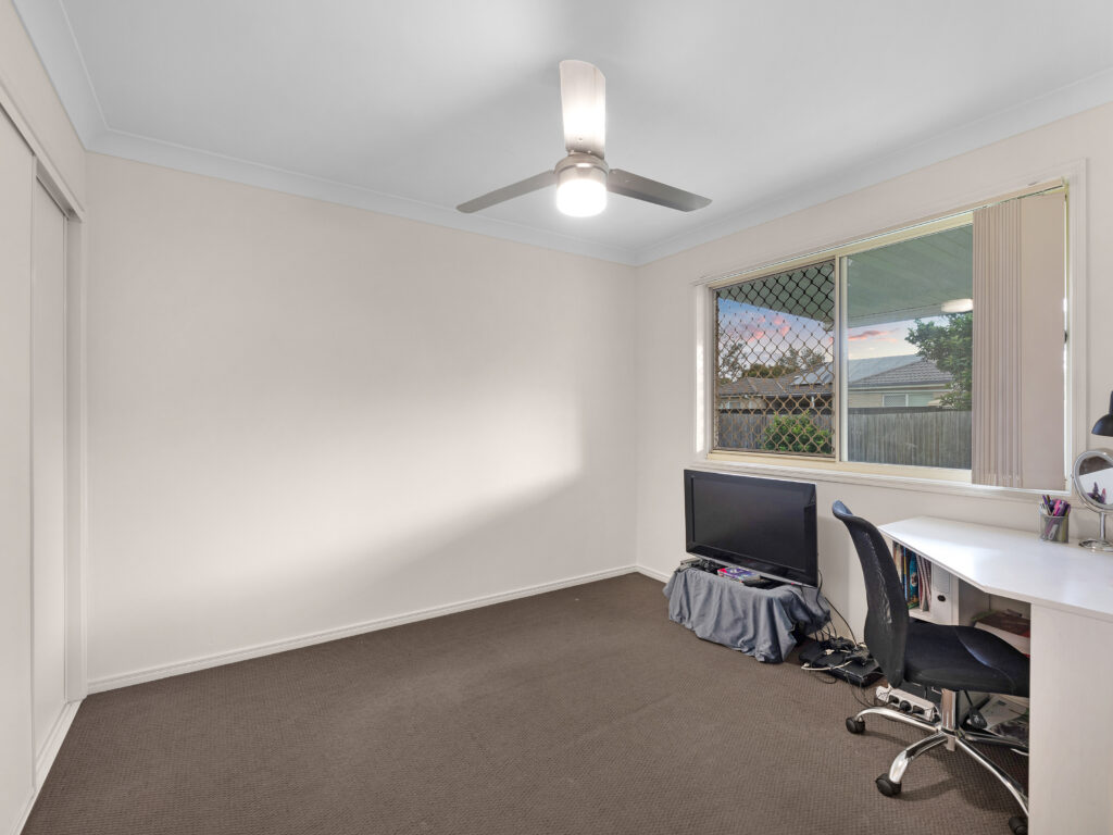 56 Vineyard Street, One Mile, QLD 4305
