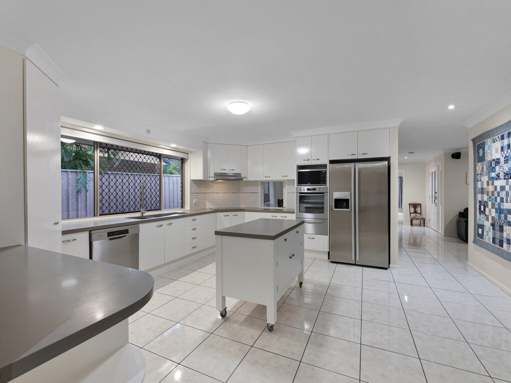 1 Cochrane Street, Camira, QLD 4300