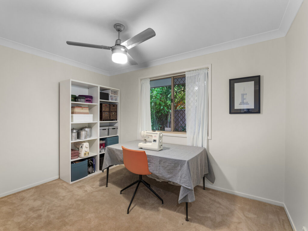 1 Cochrane Street, Camira, QLD 4300