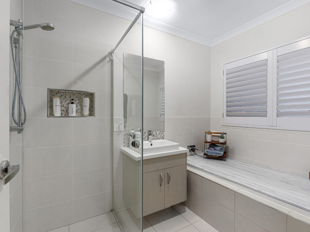 15 Silky Oak Street, Ripley, QLD 4306