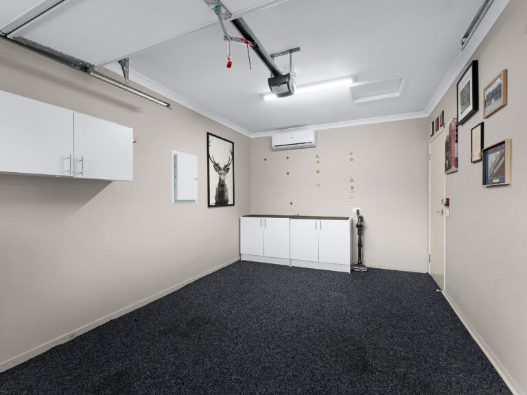 15 Silky Oak Street, Ripley, QLD 4306