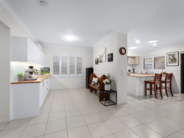 15 Silky Oak Street, Ripley, QLD 4306