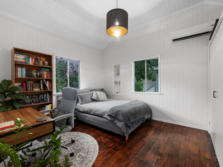 1 Blackwood Street, East Ipswich, QLD 4305