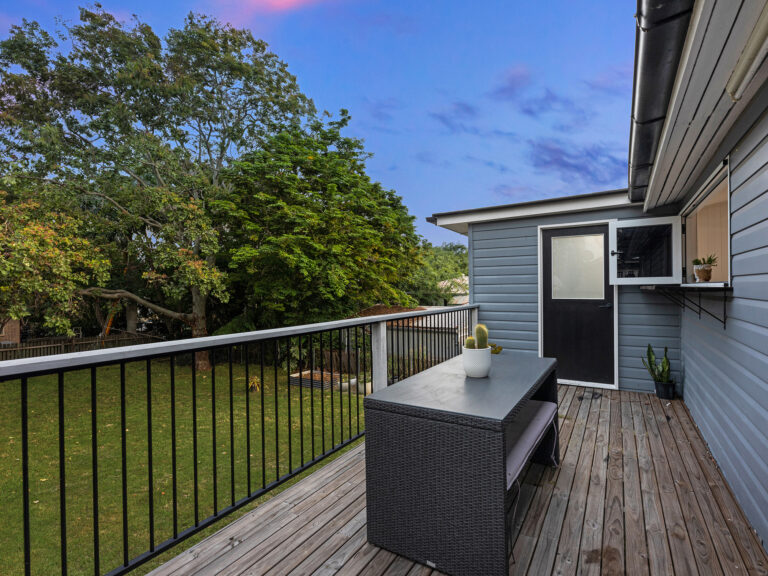 1 Blackwood Street, East Ipswich, QLD 4305