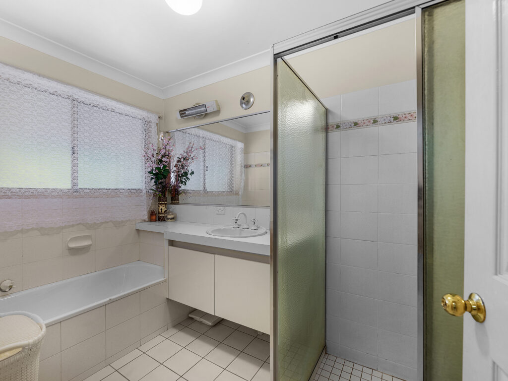 1006 Brisbane Valley Highway, Fairney View, QLD 4306