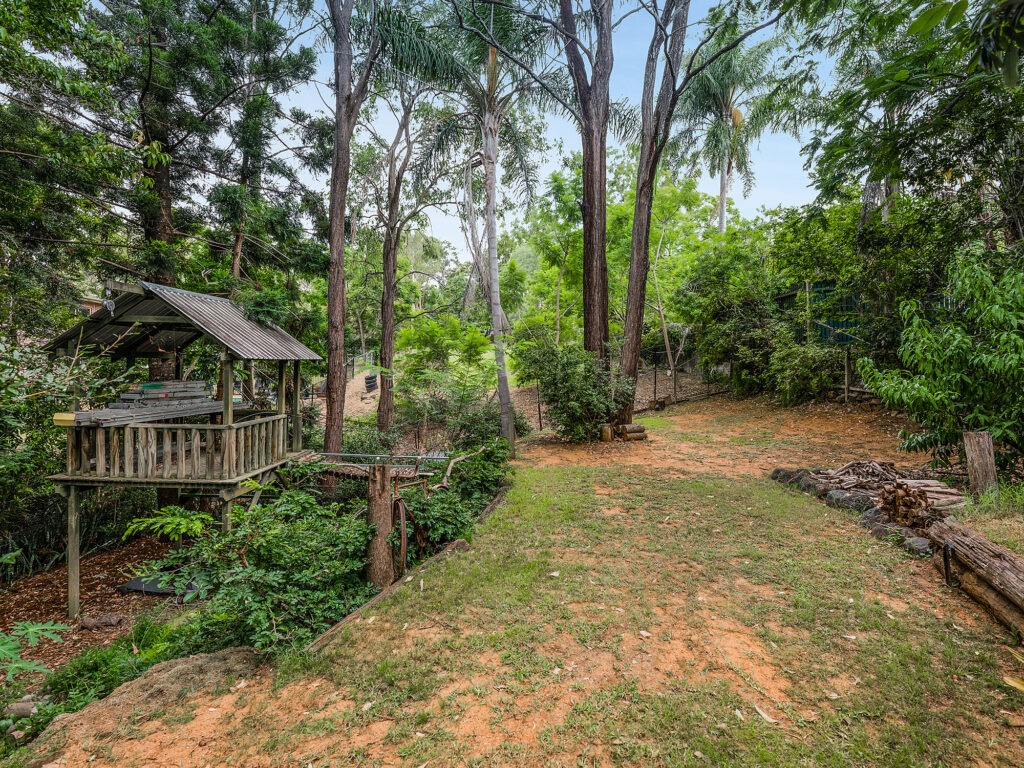 5 Rowland Terrace, Sadliers Crossing, QLD 4305
