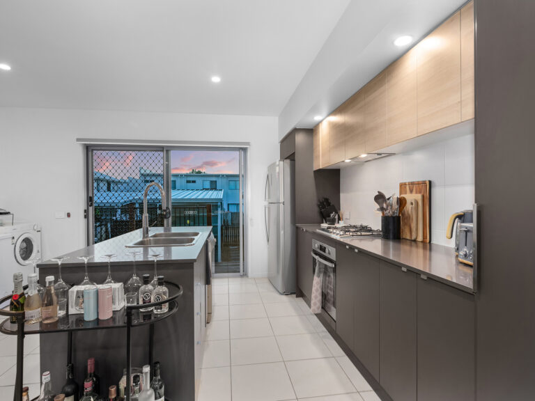39 Hickey Street, Ripley, QLD 4306