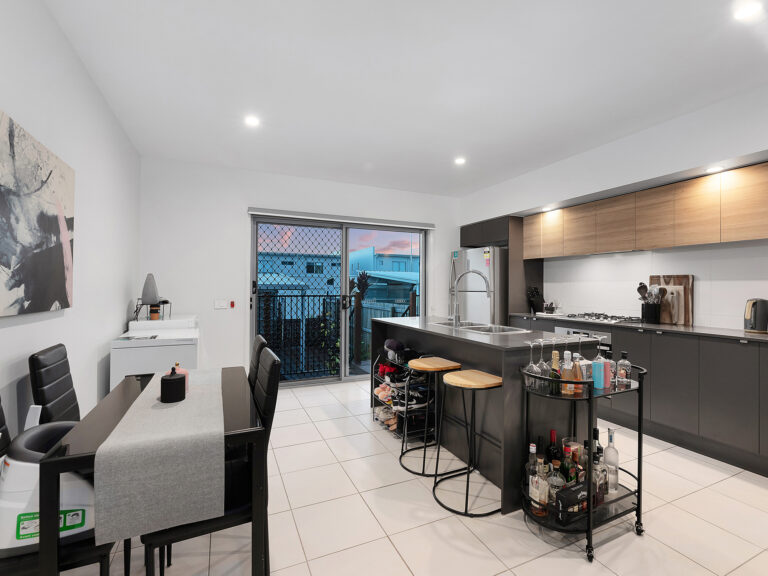 39 Hickey Street, Ripley, QLD 4306