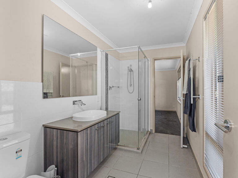 227B Jones Road, Bellbird Park, QLD 4300
