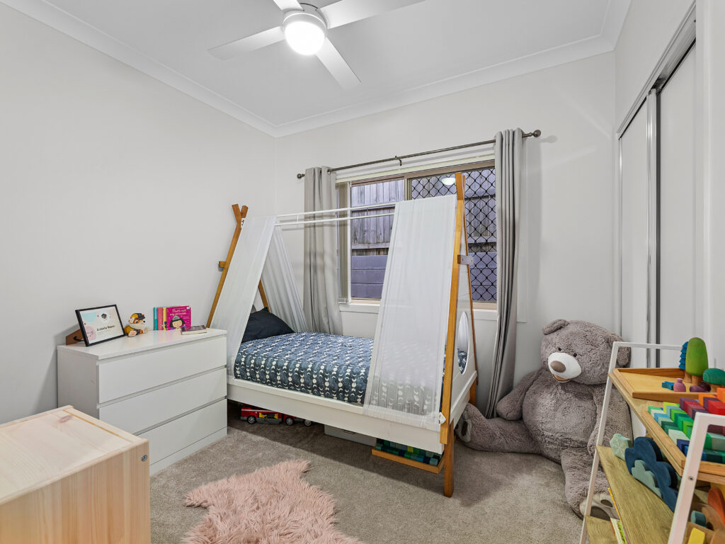 5 Gelu Court, Springfield Lakes, QLD 4300
