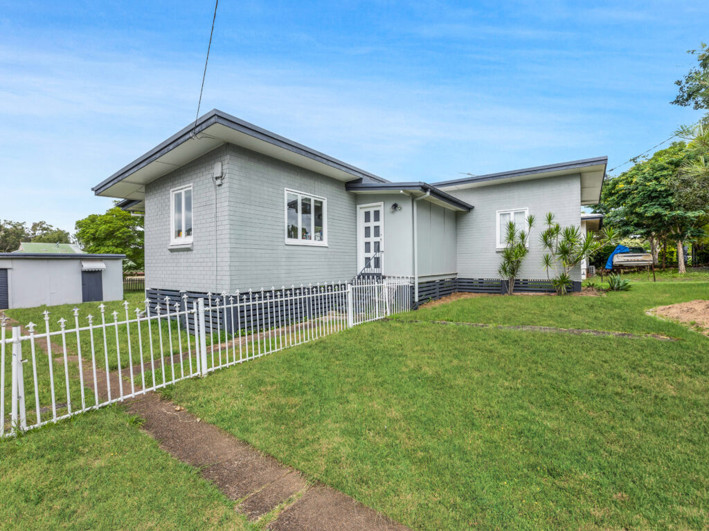 15 Bottomley Street, Brassall, QLD 4305