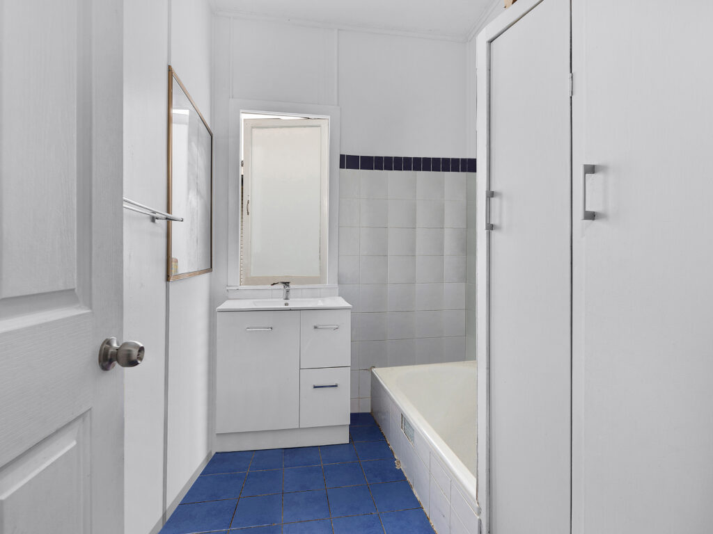 15 Bottomley Street, Brassall, QLD 4305