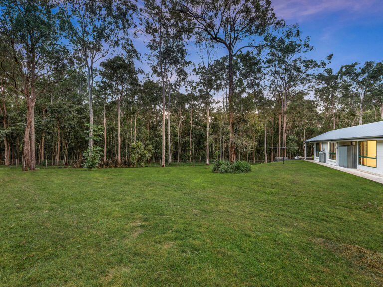 15 Wallaroo Court, Greenbank, QLD 4124