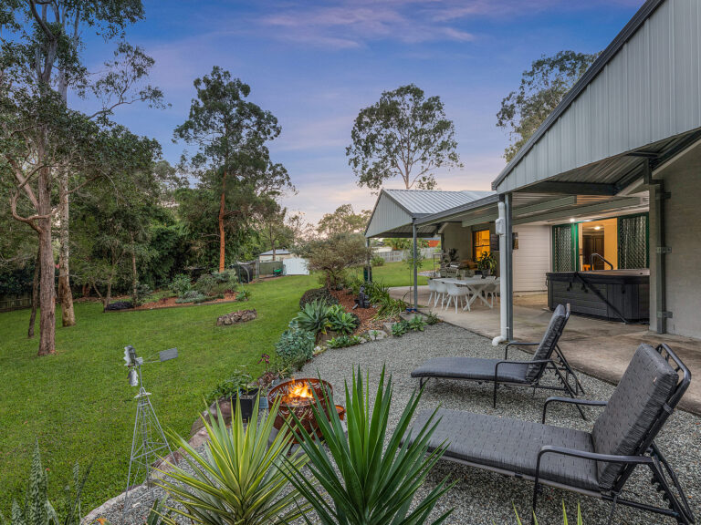 15 Wallaroo Court, Greenbank, QLD 4124