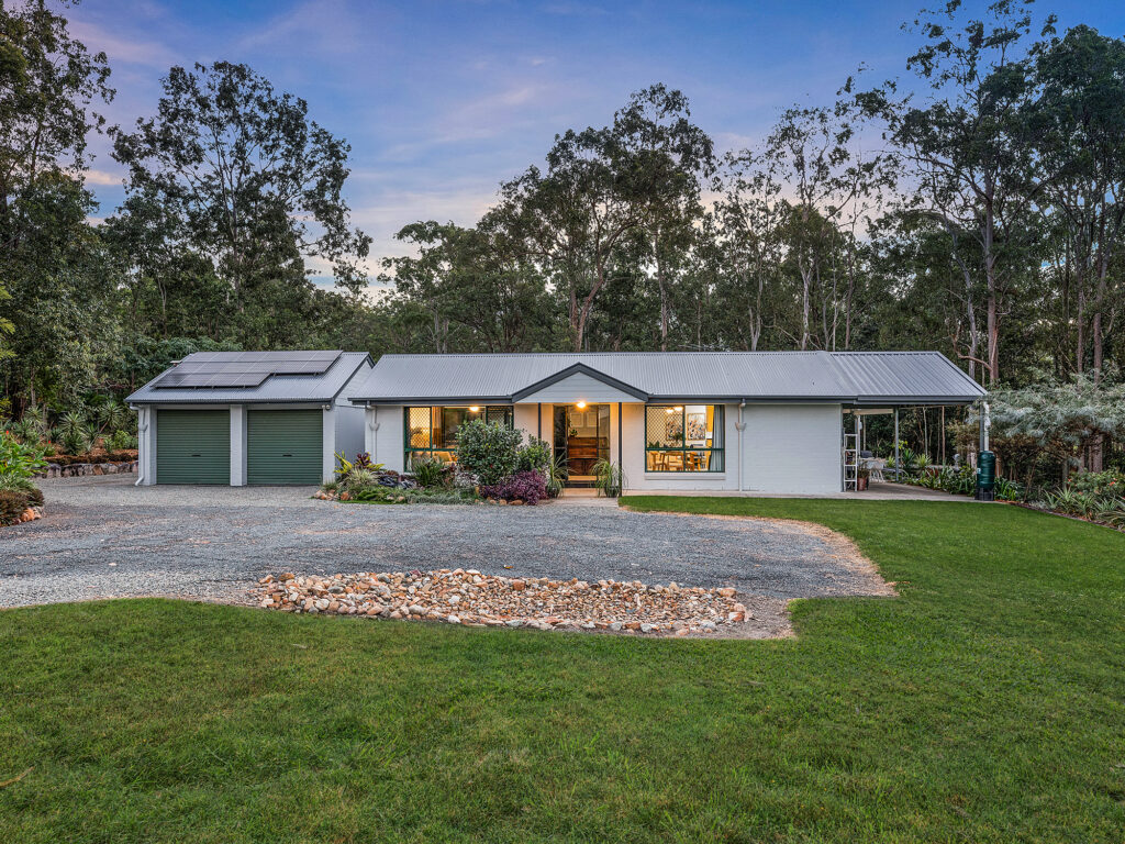 15 Wallaroo Court, Greenbank, QLD 4124