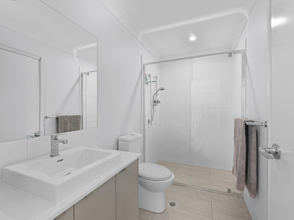 17 Amber Circuit, Ripley, QLD 4306