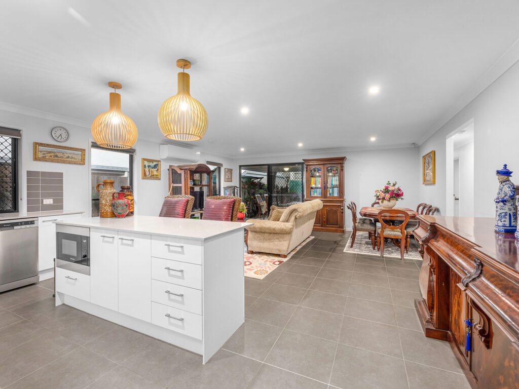 19 Brooking Rise, Ripley, QLD 4306