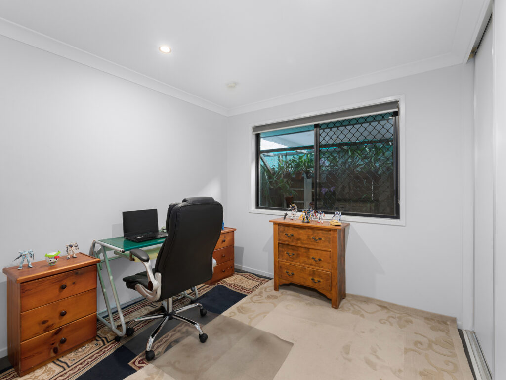 19 Brooking Rise, Ripley, QLD 4306