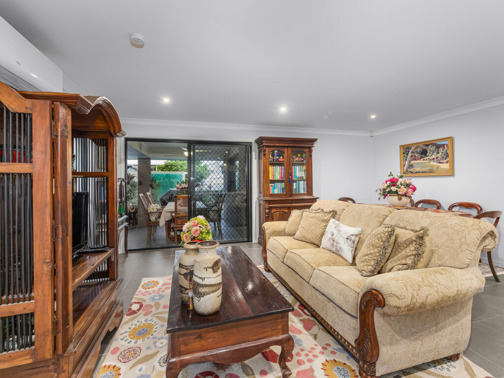19 Brooking Rise, Ripley, QLD 4306