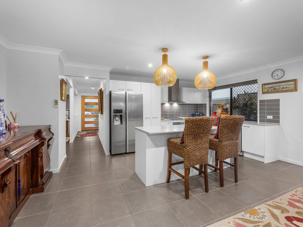 19 Brooking Rise, Ripley, QLD 4306